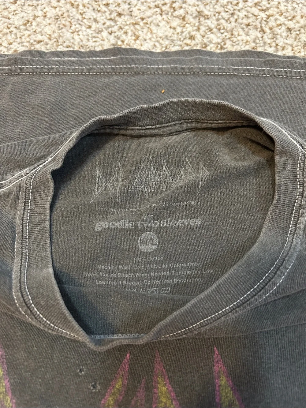 Def Leppard Hysteria Tour Short Sleeve Tee - Black - Picture 2 of 2